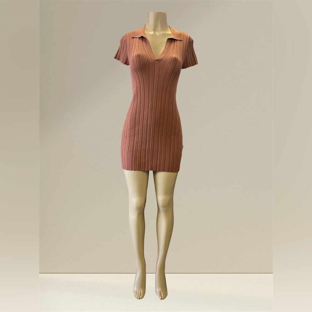 LITA by Ciara Elegant Ribbed Knit Mini Dress in Rich Brown (Cinnamon) Size M